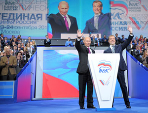 Poetin en Medvedev laten zich toejuichen op het partijcongres van Verenigd Rusland