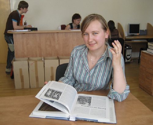 Polina in de biobliotheek van de EHU